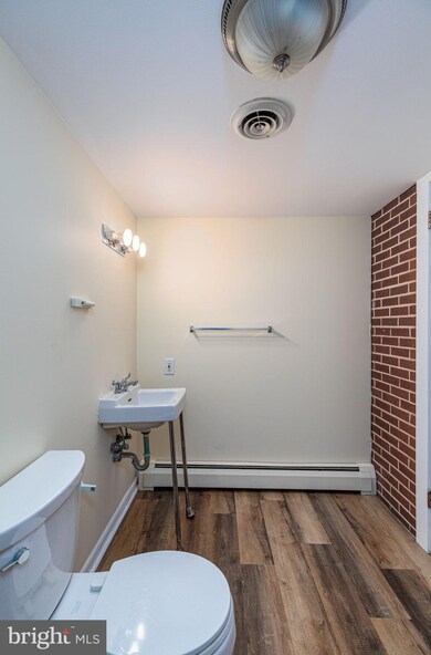 7502 Cypress Ave, Baltimore, MD 21224 - photo 6