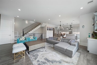 1810 Branard St unit B, Houston, TX 77098 - photo 7