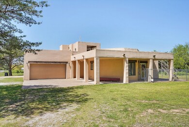 839 W 126th St S, Jenks, OK 74037 - photo 2