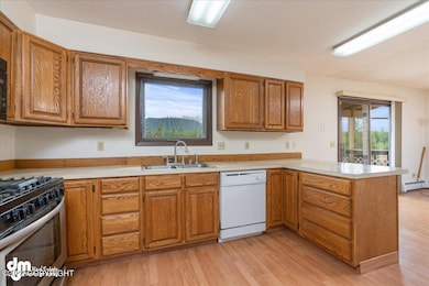 1831 Early View Dr, Anchorage, AK 99504 - photo 3