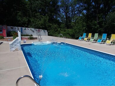 154 Carol Louise Dr, Caseyville, IL 62232 - photo 4