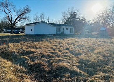 4401 Main St, Parsons, KS 67357 - photo 5