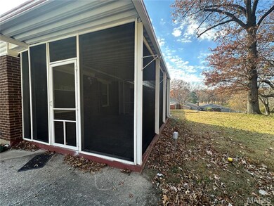 4359 Blythewood Dr, Florissant, MO 63033 - photo 5