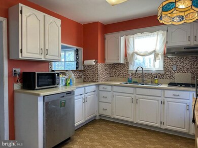 117 E Kings Hwy, Mount Ephraim, NJ 08059 - photo 4