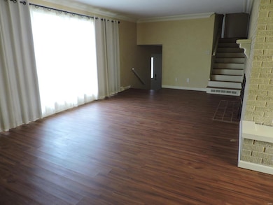 Length of LR withstairs to 2nd floor