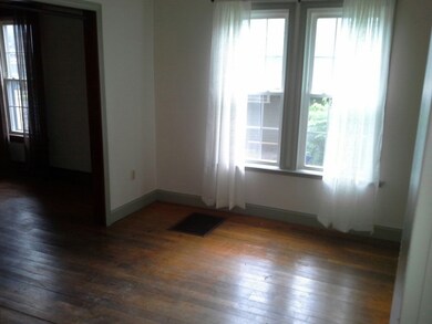 25 East St, Essex Junction, VT 05452 - photo 5