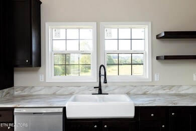 Keeneland_27BLN32583AH_house147_Kitchen_