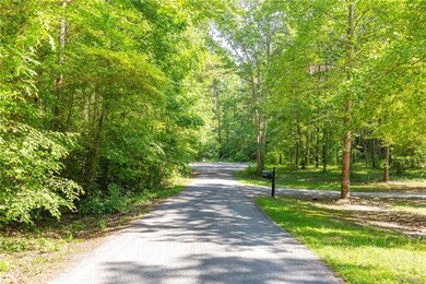 Driving into the cul de sac with the 10 Acre home site ahead.