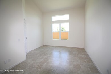 Primary bed to backyard