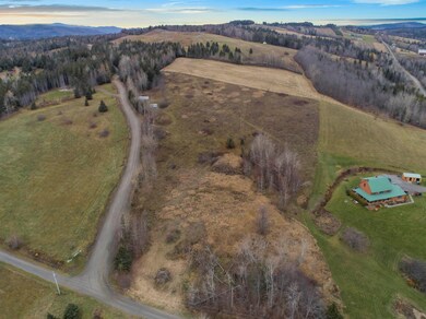 8 Frosty Ridge Rd, Colebrook, NH 03576 - photo 2