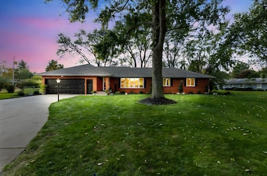 58439 Walter Ct, Goshen, IN 46528 - photo 2