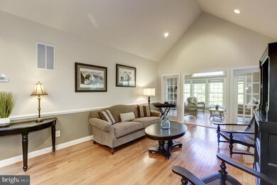 25655 Tremaine Terrace, Chantilly, VA 20152 - photo 7