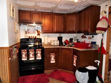 26 Boston St, Uxbridge, MA 01569 - photo 7