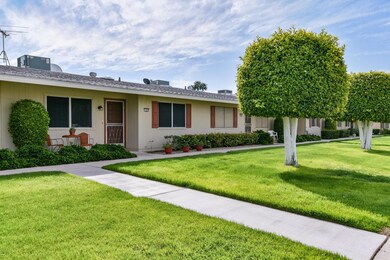 13809 N Garden Court Dr, Sun City, AZ 85351 - photo 2