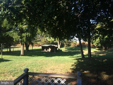 4419 Sycamore Grove Rd, Chambersburg, PA 17202 - photo 4