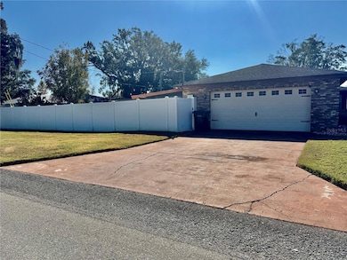 1435 Country Ridge Dr, Lakeland, FL 33801 - photo 3