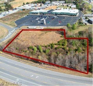 000 Hickory Tree Rd, Winston-Salem, NC 27127 - photo 2