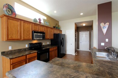 1408 Quail Ridge Rd, Cedar Falls, IA 50613 - photo 7