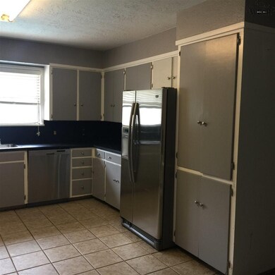 3901 Southmoor Ln, Wichita Falls, TX 76302 - photo 6