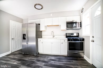 427 S Wickham Rd, Baltimore, MD 21229 - photo 6