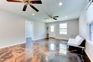 3508 Meadowlark Ln, Alvin, TX 77511 - photo 6