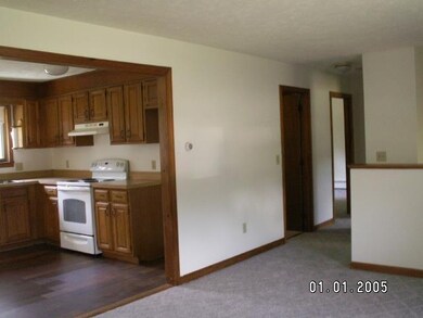 3 Edgewood St, Milford, NH 03055 - photo 7