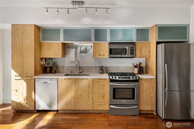 Gallery unit 313, Seattle, WA 98121 - photo 6
