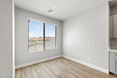 10-Dining Room