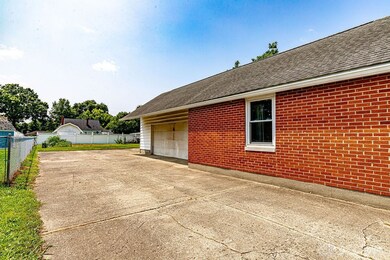 651 Blackburn Ave, Fairfield, OH 45014 - photo 4