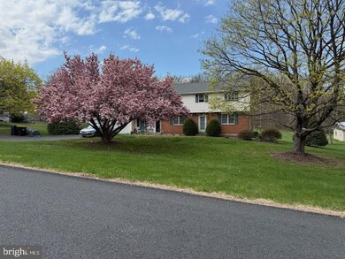 1530 Gateway Dr, Quakertown, PA 18951 - photo 3