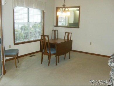 dining area to kitchen