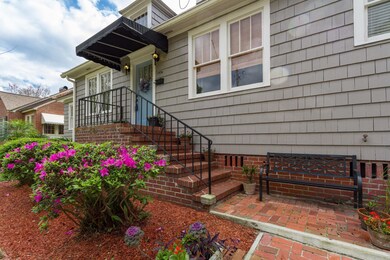 1376 Azalea Dr, Jacksonville, FL 32205 - photo 4