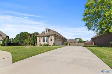 14926 Gables End Dr, Athens, AL 35613 - photo 4