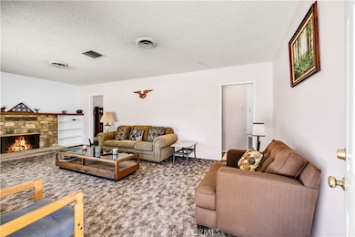 7599 Joshua Ln, Yucca Valley, CA 92284 - photo 6