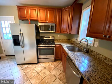 405 S Wickham Rd, Baltimore, MD 21229 - photo 3