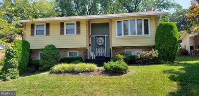 6613 Ian St, New Carrollton, MD 20784 - photo 3