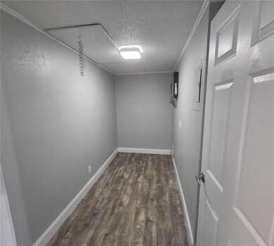 1400 Strawberry Place unit 6, Plant City, FL 33563 - photo 5