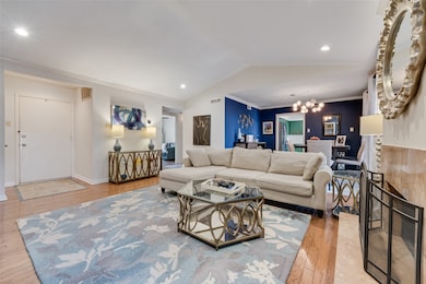 10588 High Hollows Dr unit 281W, Dallas, TX 75230 - photo 5