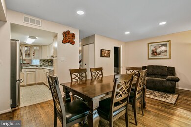 38 Penny Ln, Baltimore, MD 21209 - photo 7