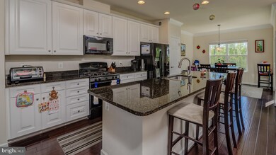 9295 Dawkins Crest Cir, Bristow, VA 20136 - photo 2