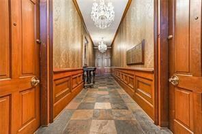 2726 Prytania St, New Orleans, LA 70130 - photo 2