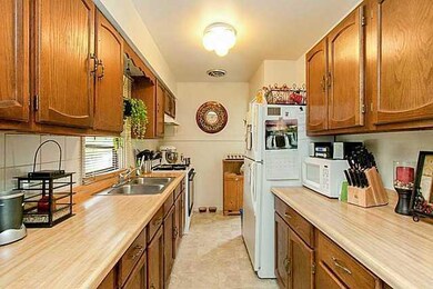 1505 Oak Park Ave, Des Moines, IA 50313 - photo 7