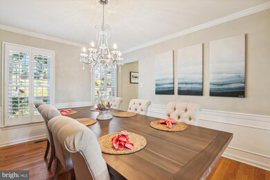 15346 Edgehill Dr, Dumfries, VA 22025 - photo 7