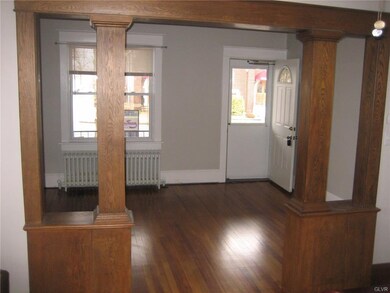 1019 Wood St, Bethlehem, PA 18018 - photo 2