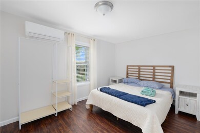 66 Knowlesway unit Upper unit, Narragansett, RI 02882 - photo 6