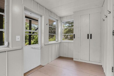 9 Rogers Ave, Orange, MA 01364 - photo 5