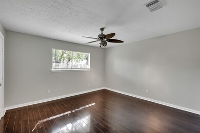 3631 Abinger Ln, Houston, TX 77088 - photo 7