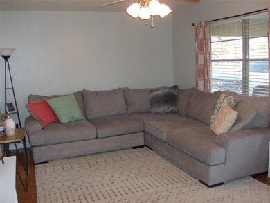 627 N Ash Terrace, Springtown, TX 76082 - photo 5