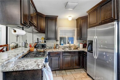 14875 Washington Dr, Fontana, CA 92335 - photo 4