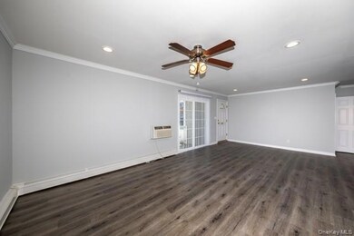 100 Friendly Ct unit FC92, Babylon, NY 11702 - photo 4